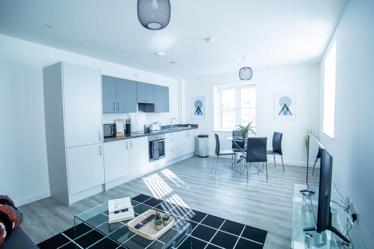 Luxury Apartments Available Next To Train Station - The Wallgate Apartments Wigan - Free Parking Ngoại thất bức ảnh