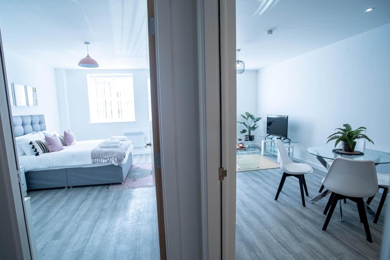 Luxury Apartments Available Next To Train Station - The Wallgate Apartments Wigan - Free Parking Ngoại thất bức ảnh