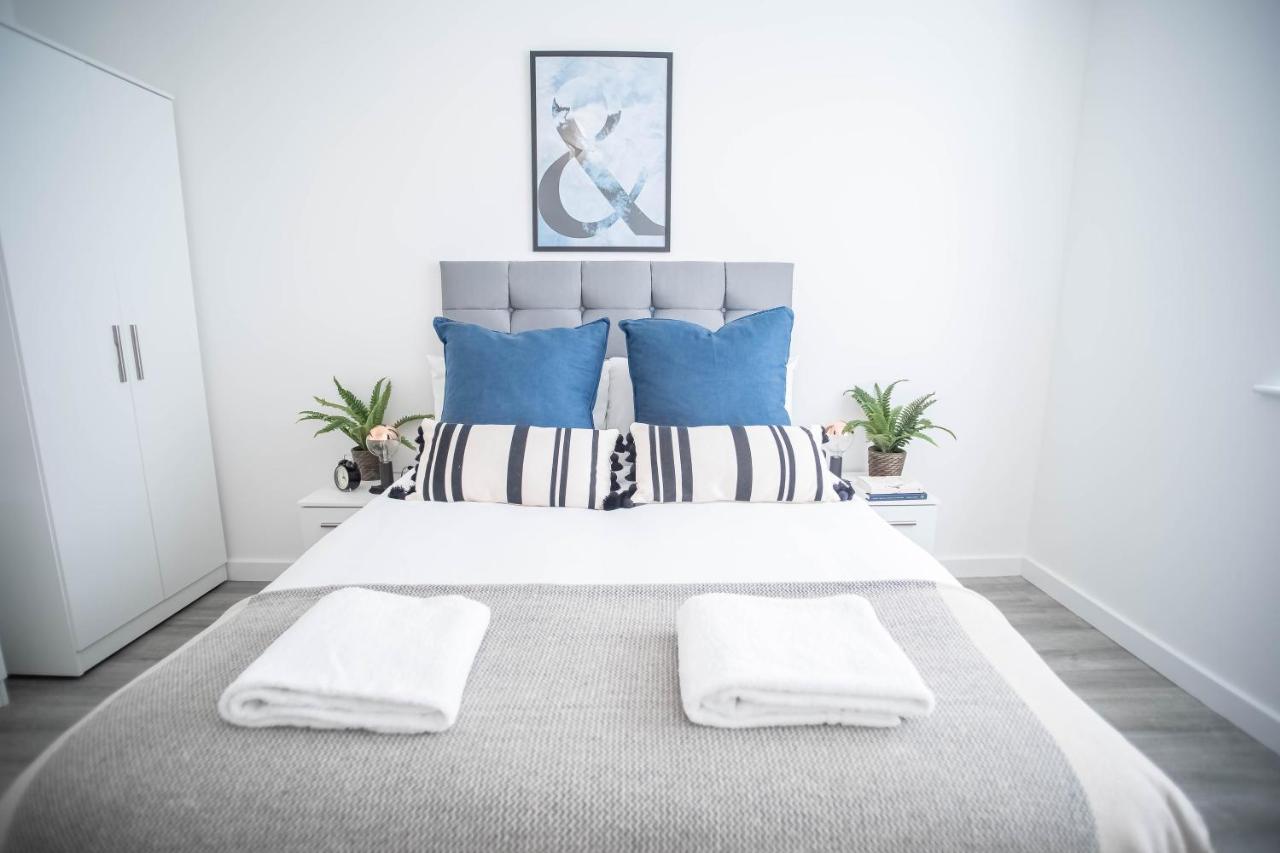 Luxury Apartments Available Next To Train Station - The Wallgate Apartments Wigan - Free Parking Ngoại thất bức ảnh