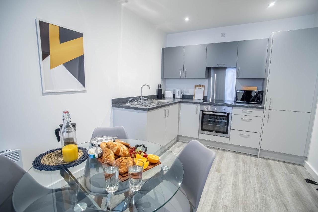 Luxury Apartments Available Next To Train Station - The Wallgate Apartments Wigan - Free Parking Ngoại thất bức ảnh