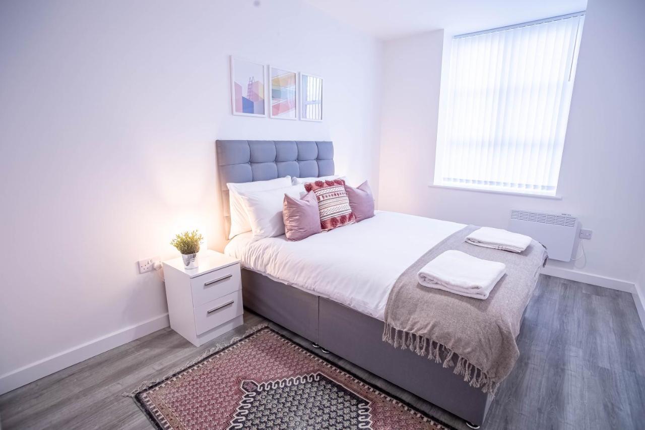 Luxury Apartments Available Next To Train Station - The Wallgate Apartments Wigan - Free Parking Ngoại thất bức ảnh