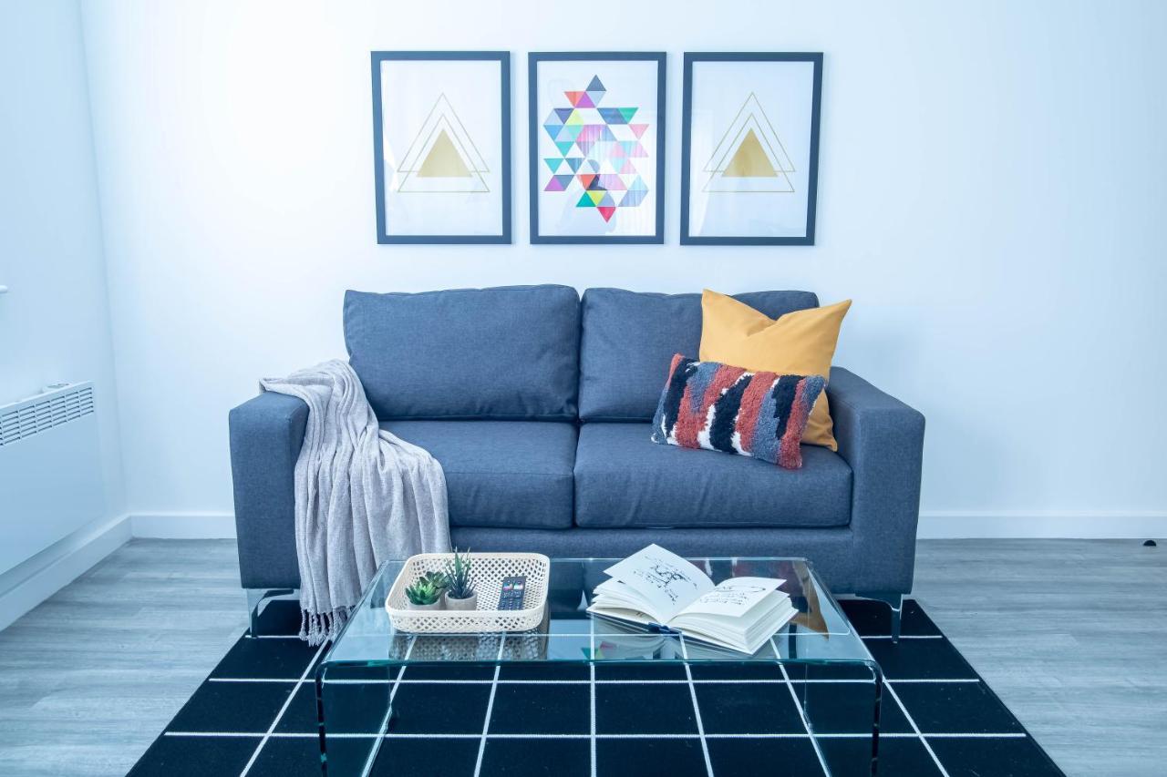 Luxury Apartments Available Next To Train Station - The Wallgate Apartments Wigan - Free Parking Ngoại thất bức ảnh
