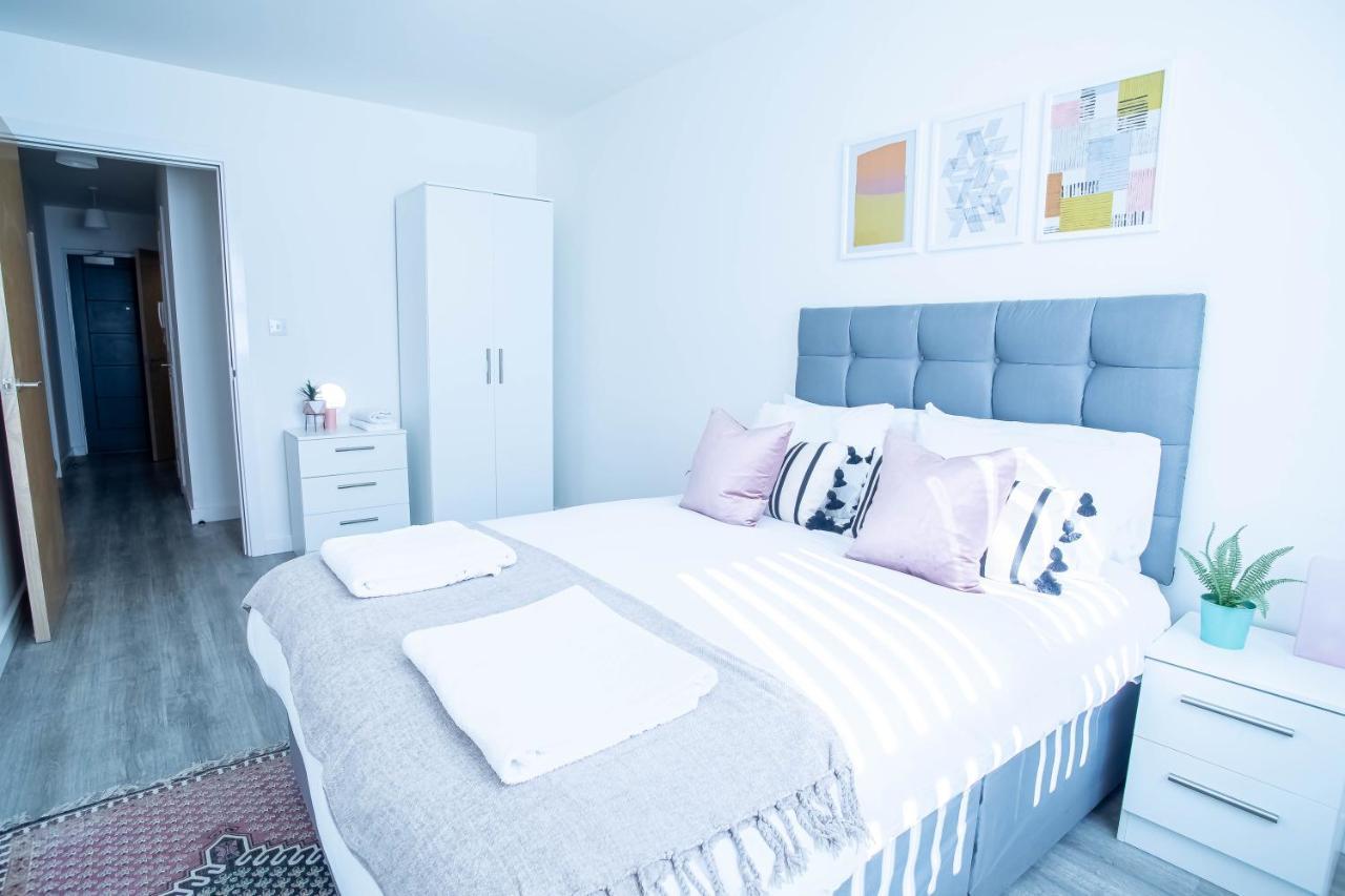 Luxury Apartments Available Next To Train Station - The Wallgate Apartments Wigan - Free Parking Ngoại thất bức ảnh