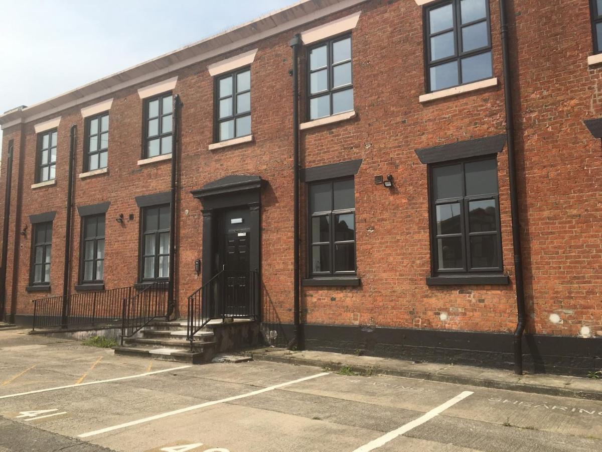 Luxury Apartments Available Next To Train Station - The Wallgate Apartments Wigan - Free Parking Ngoại thất bức ảnh